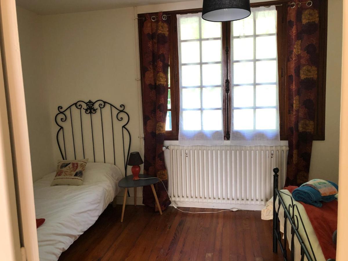 Chez Firmin "Les Ombrages" Vila Mesnac Exterior foto